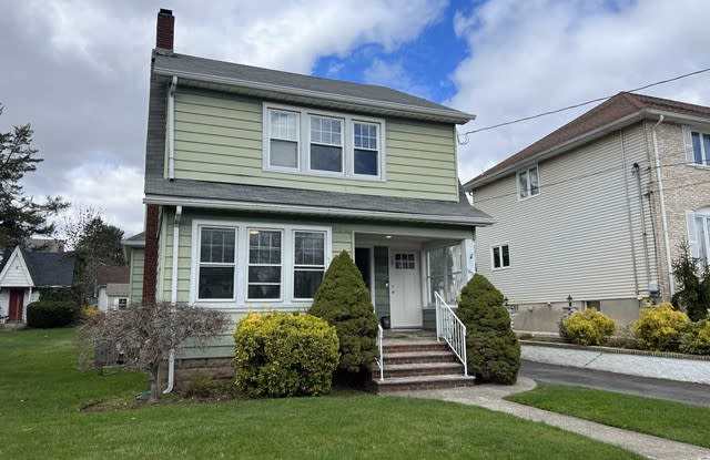 1656 Broad Street - 1656 Broad Street, Brookdale, NJ 07003