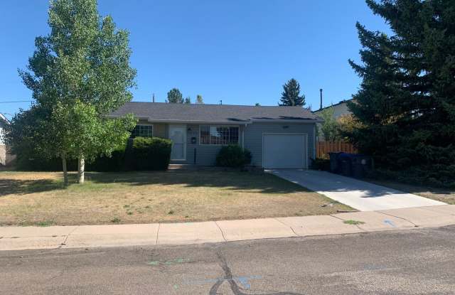 326 Bocage Dr - 326 Bocage Drive, Cheyenne, WY 82009