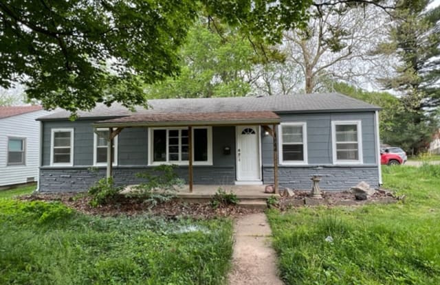 1644 S South Ave - 1644 South Avenue, Springfield, MO 65807