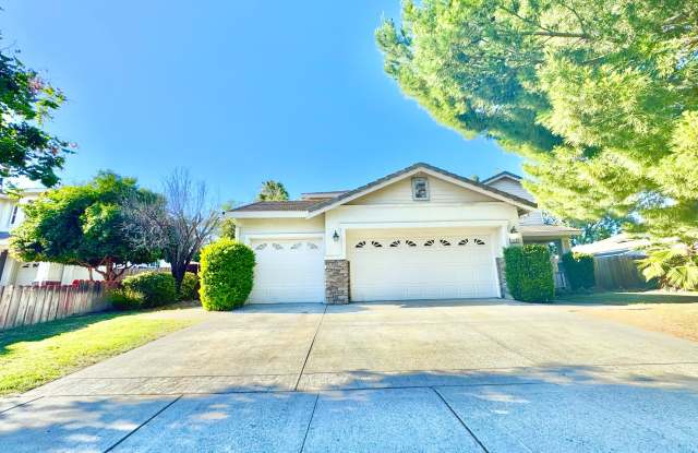 1207 Silverton Way