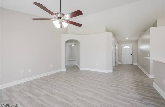 2322 NE 24th Terrace