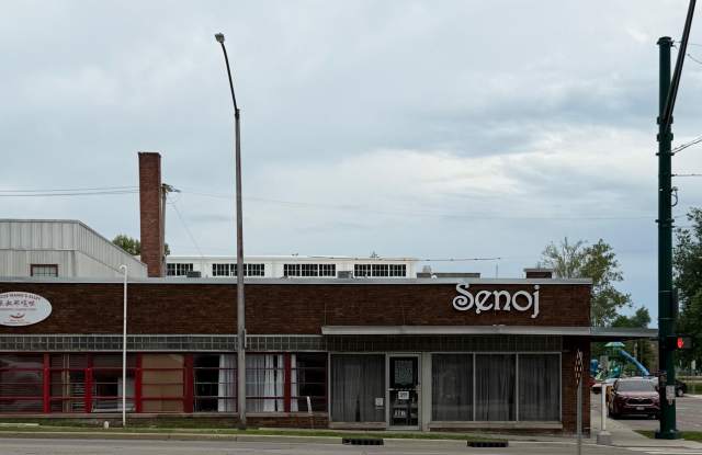300 E 3rd Street