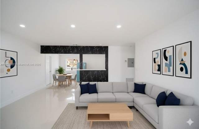 Photo of 2388 NE 173rd St