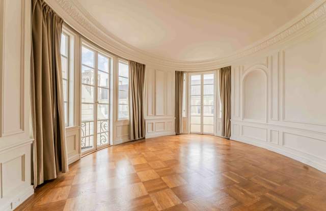 Photo of 1298 Sacramento Street