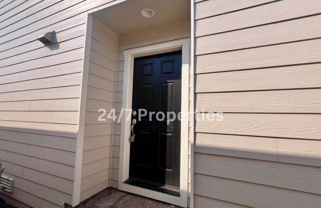 *1/2 OFF FIRST MONTH'S RENT* Magnificent 4BD I 2.5BA Molalla Home