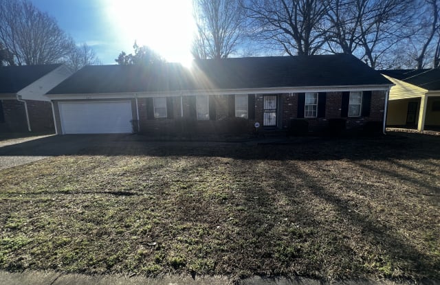 5379 Heritage Ave - 5379 Heritage Avenue, Memphis, TN 38115