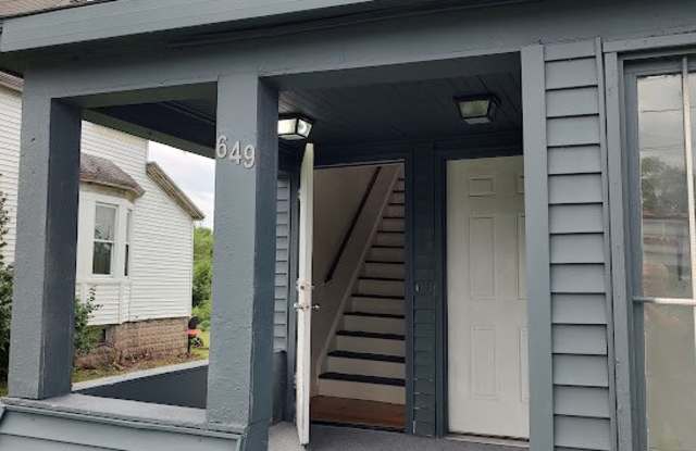 Photo of 649 Old Liverpool Rd