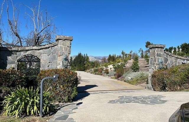 Photo of 5985 Worth Way