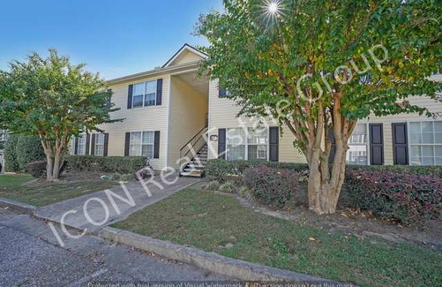 703 Stonehaven Circle