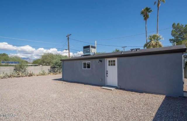 Photo of 4215 E Camino De Palmas