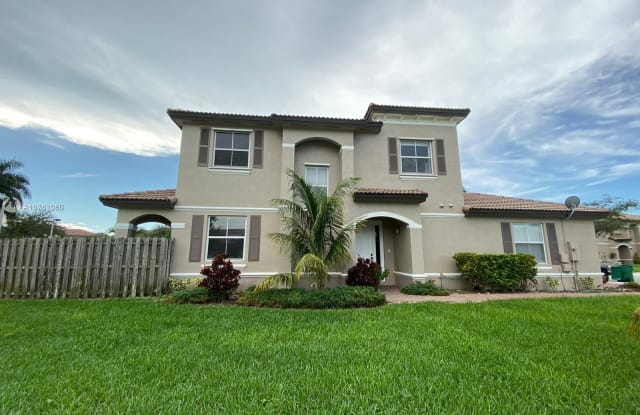 9003 SW 153rd Ct - 9003 Southwest 153rd Place, The Hammocks, FL 33196