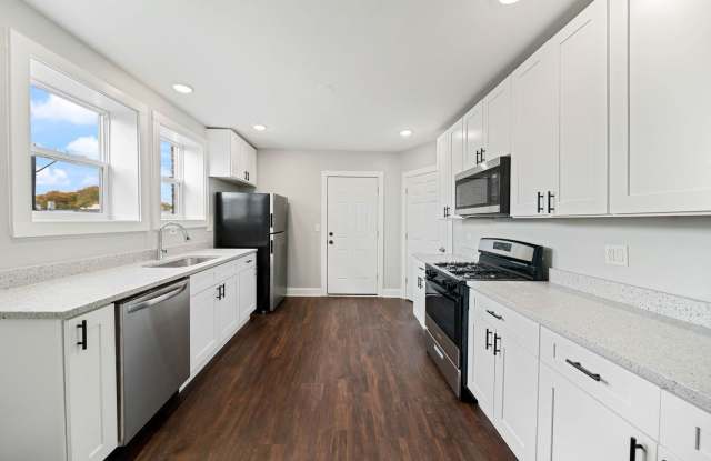 5426 W Jackson Boulevard