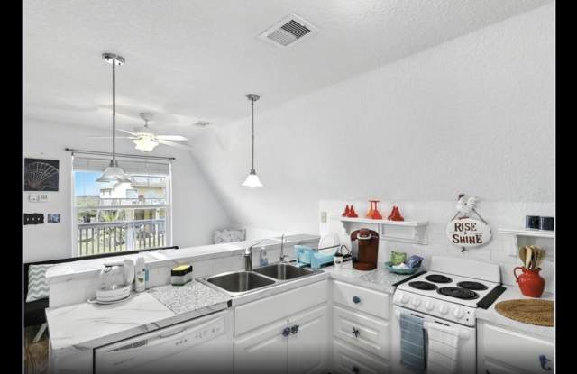 Photo of 222 Sandpebble Place