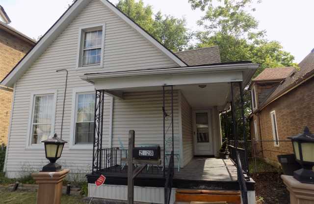 2128 Scotten St