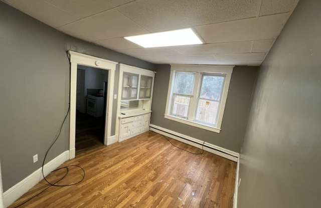 Photo of 443-445 Scott St