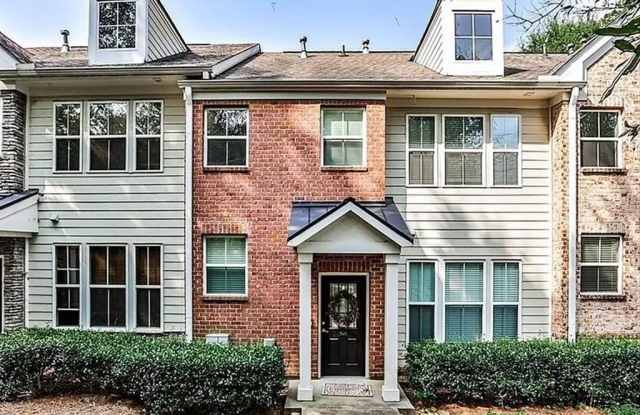 5480 Glenridge View