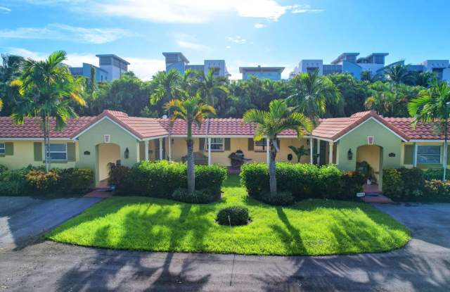 Photo of 318 SE 7th Avenue