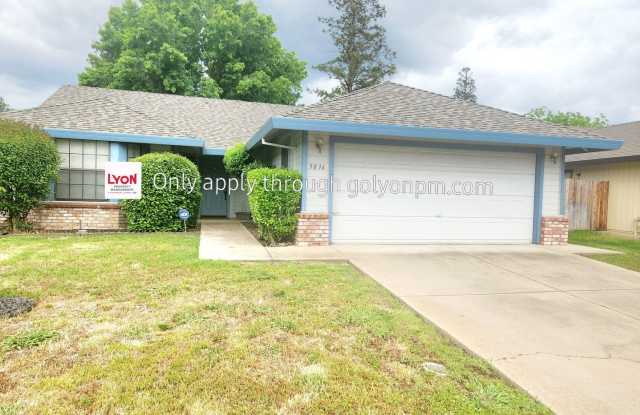 5036 Laguna Park Drive