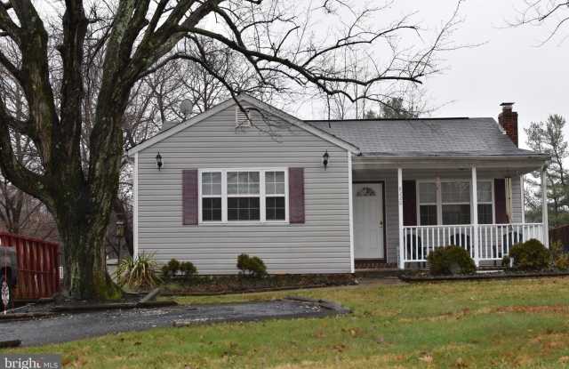 Photo of 8220 SAVAGE GUILFORD Road