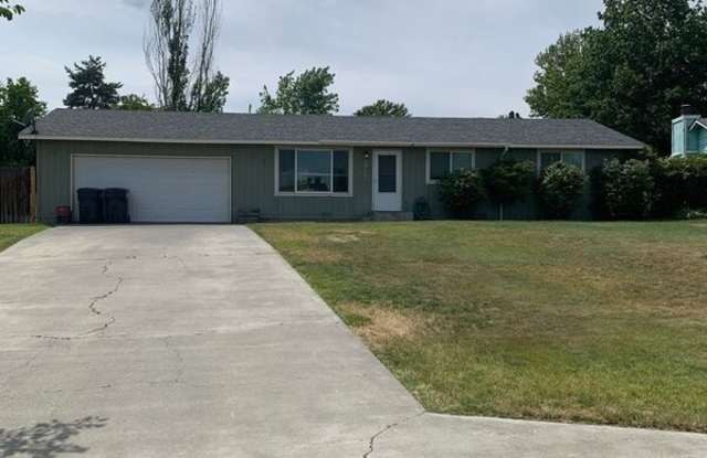 4911 Dove Lane