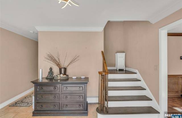 181 Upper Saddle River Road