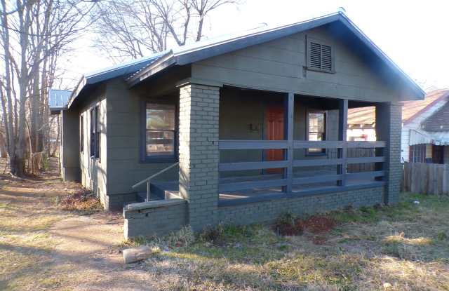 916 47th Street North