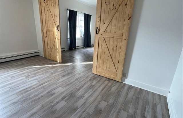 155 Main Street unit: 6