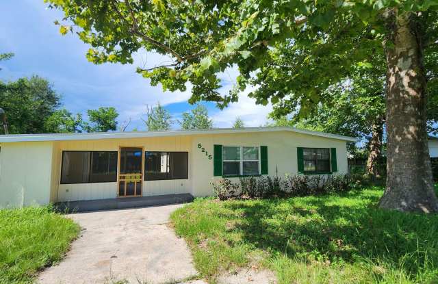 All Fresh and New! 3 bedroom home Available Now! $250.00 off first month with approved application!!!