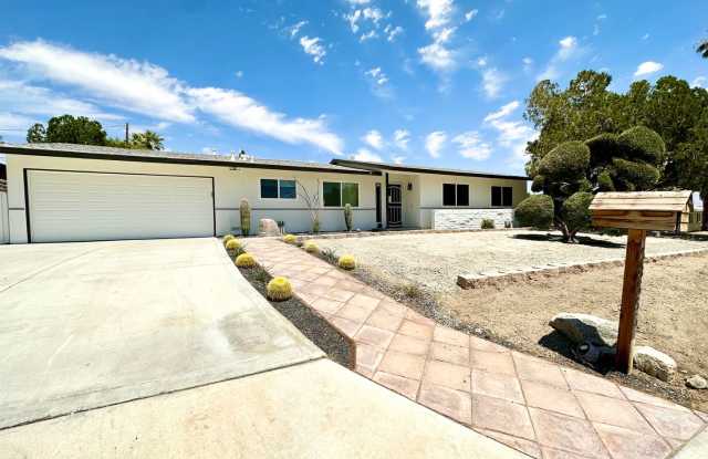 68565 Las Tunas Way