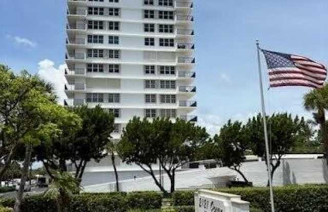 2121 N Ocean Boulevard