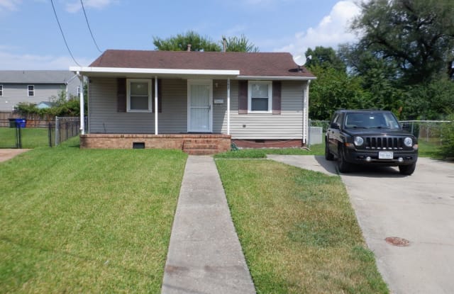 1037 Tifton Street - 1037 Tifton Street, Norfolk, VA 23513