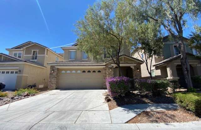 321 Copper Pine Ave.