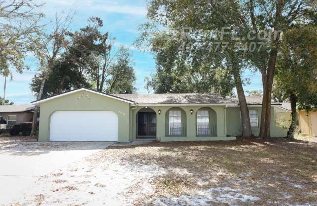 3/2/2 in Altamonte Springs - CHARTER OAKS - Quiet and Private - GREAT LOCATION - 858 Bishop Drive, Altamonte Springs, FL 32701