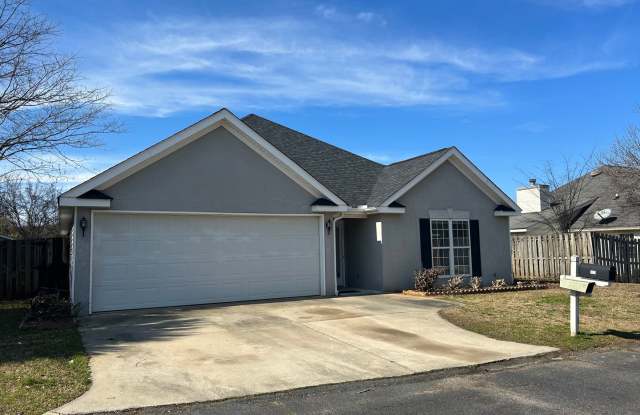 3 Bedroom Home w/ Yard  Sunroom - 521 Ellison Way, Augusta, GA 30907