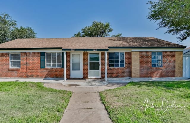 3212 A W Kansas Ave - 3212 W Kansas Ave, Midland, TX 79701