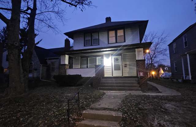 Photo of 1308 Loretta Ave