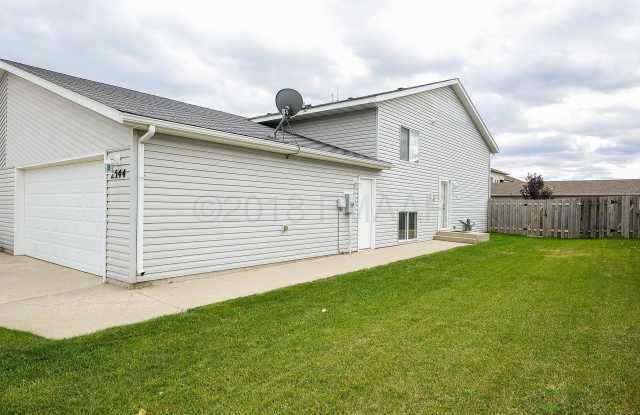 2544 Amber Valley Ct