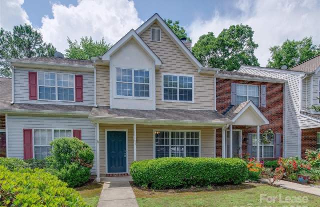 11143 Whitlock Crossing Court