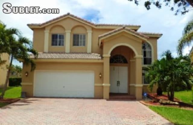 2388 Sw 127 Ave. - 2388 SW 127 Ave, Miramar, FL 33027