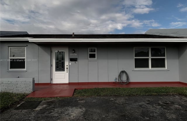 12979 SW 18th Ter - 12979 Southwest 18th Terrace, Tamiami, FL 33175