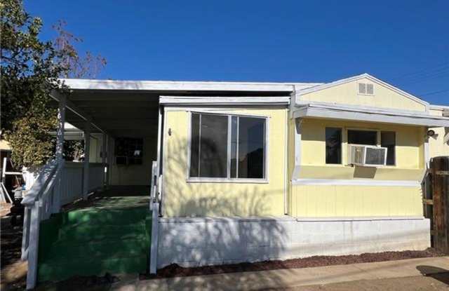 **Charming One-Bedroom Modular Home for Lease in Wildomar**