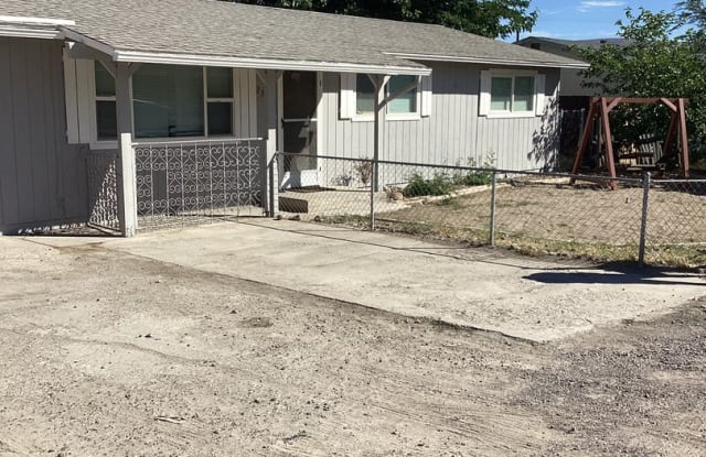 230 E Cedar St - 230 East Cedar Street, Fernley, NV 89408