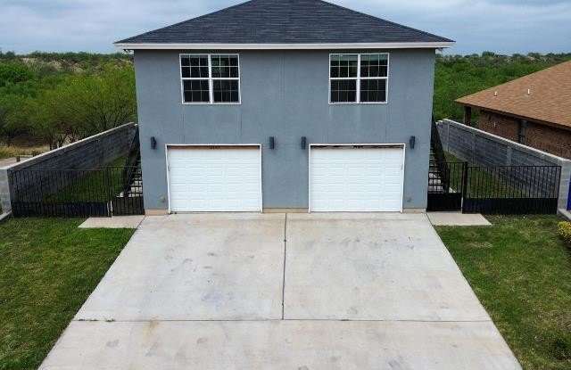 Photo of 214 Allen Dr