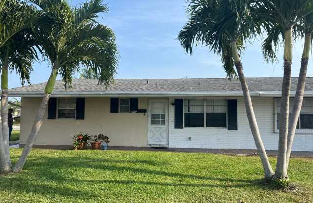 2732 Knight Lane