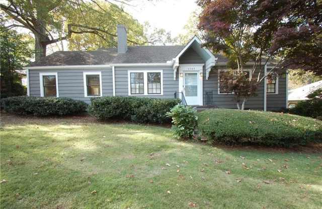 Photo of 3347 College Street