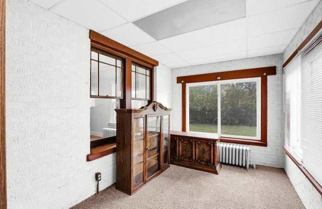 650 119th Street unit: 1