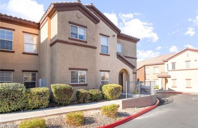 7660 W Eldorado Lane