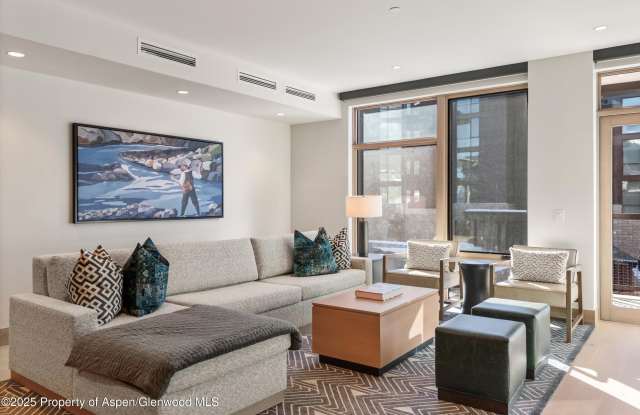 130 Wood Road unit: 461-463