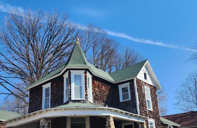 Photo of 3 bedroom 1.5 bath home