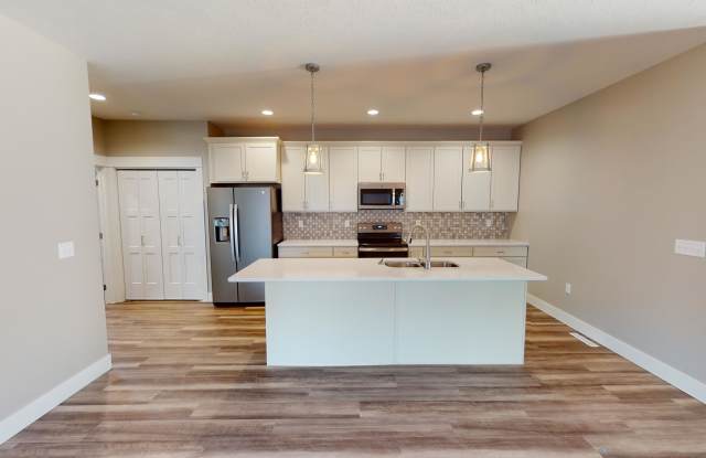 Photo of 1005 Maple Avenue